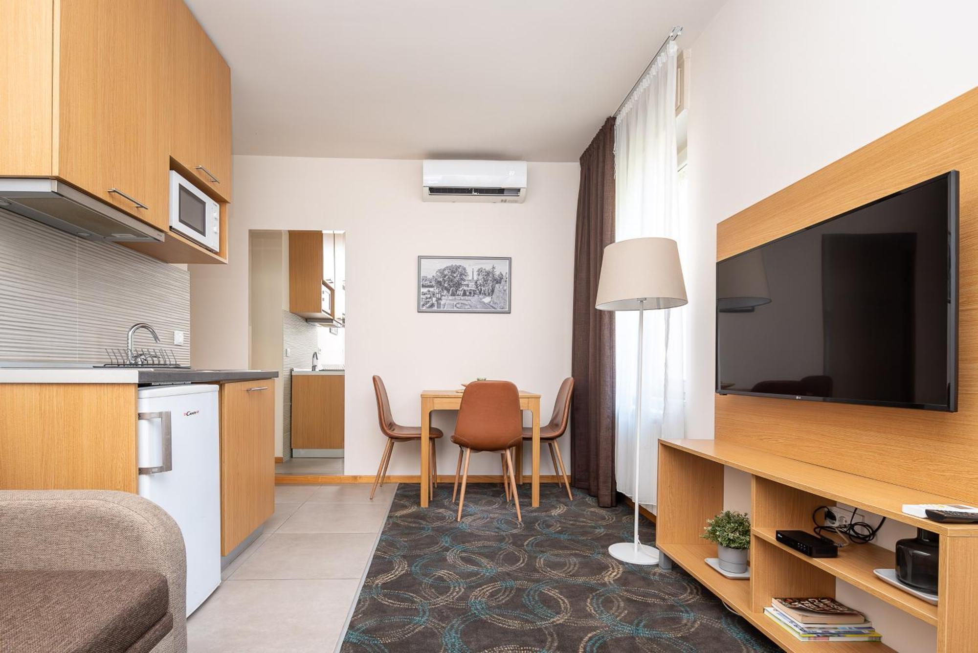 Top Central Apartments Belgrado Esterno foto